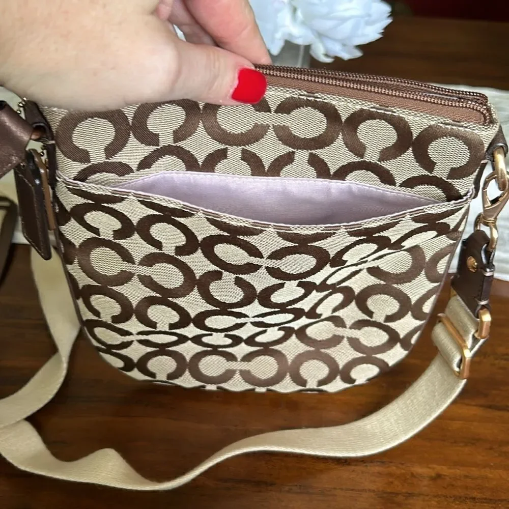 Coach crossbody bag impeccable